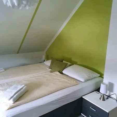 Lindner Und Doppelzimmer Lägenhet